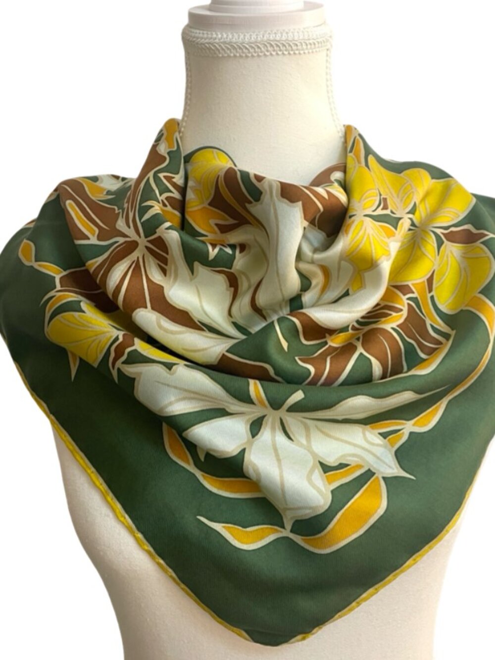 Vintage 100% Silk Hand Rolled Floral Scarf Italy Green Yellow 26 x 26